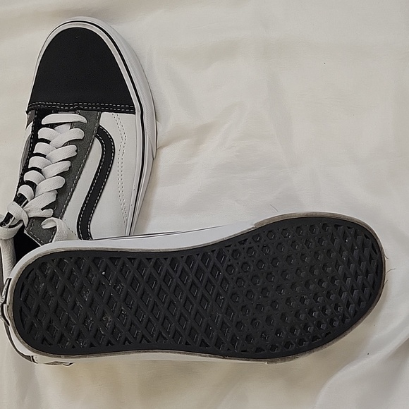 Women's Van's athletic shoes - Picture 9 of 9